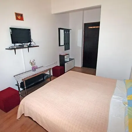 In With Terrace, Air Conditioning, Wifi 3488-9 * Medulin